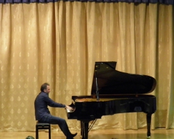 Концерт Вазгена Вартаняна (фортепиано). 20/11/2016г.