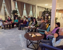 Музыка в кофейне. Дуэт Екатерины Унгвари (вокал) и Матвея Байдиков (гитара). Программа «Птица Сибирь» 30.11.2025