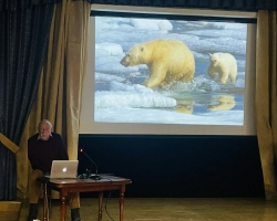 Петр Романов «Среди белых медведей, овцебыков и белых сов. Пять месяцев на острове Врангеля» — лекция с фотопрезентацией по о. Врангеля 31.01.2026