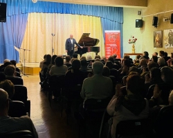 VIII Международный музыкально-просветительский проект «Гиндин-фестиваль». Вечер фортепианной музыки Заслуженного артиста России Александра Гиндина 11.03.2026